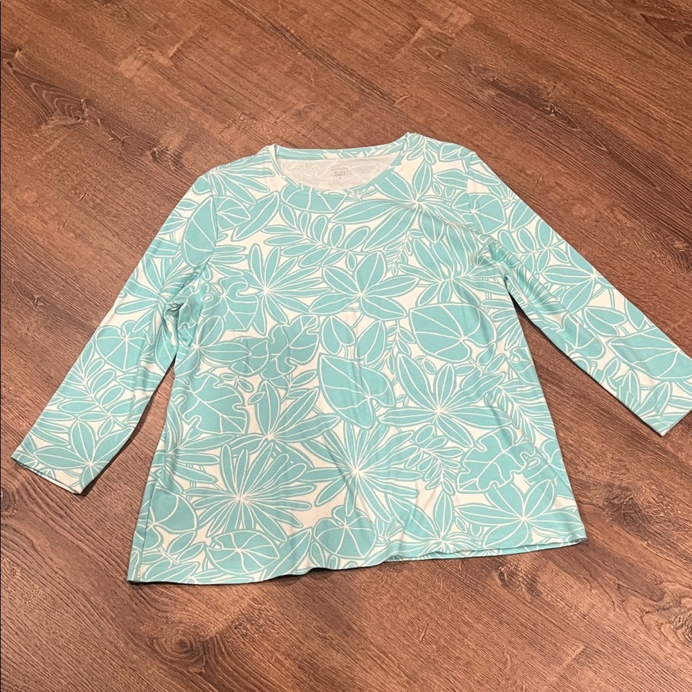 Kim Rogers Perfectly Soft XL top aqua and white